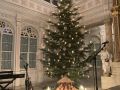 Weihnachten 2025 - Christbaum in St.Georg-Kirche Sch&ouml;neck