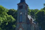 kirche droda   am tag