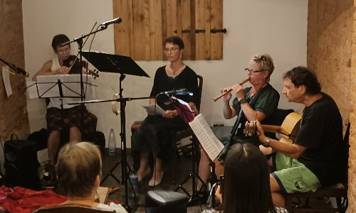 Gruppe "Minstrel" beim musizieren