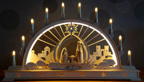 Schwibbogen mit heiliger Familie