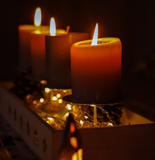 3. Advent - 3 der 4 Adventskerzen brennen