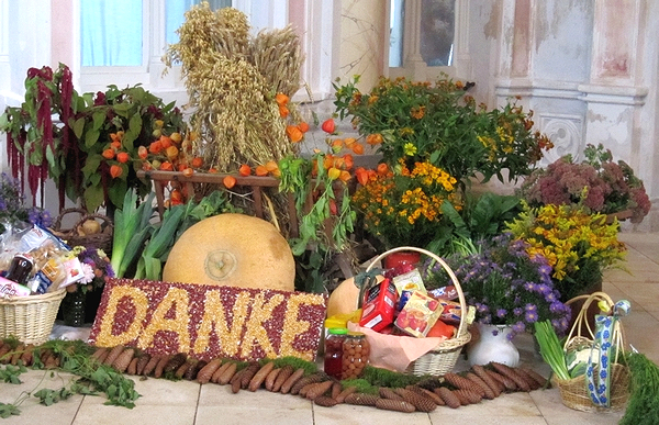Erntedankfest in Taltitz - 19.09.2026 Blumen und Erntegaben schmücken |  20.09.2026 Erntedank-Gottesdienst