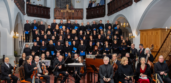 Chor, Solisten und Instrumentalisten in der St. Jakobi Kirche Oesnitz/Vogtland